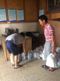 三伏高温送清凉  致敬一线乐鱼平台人